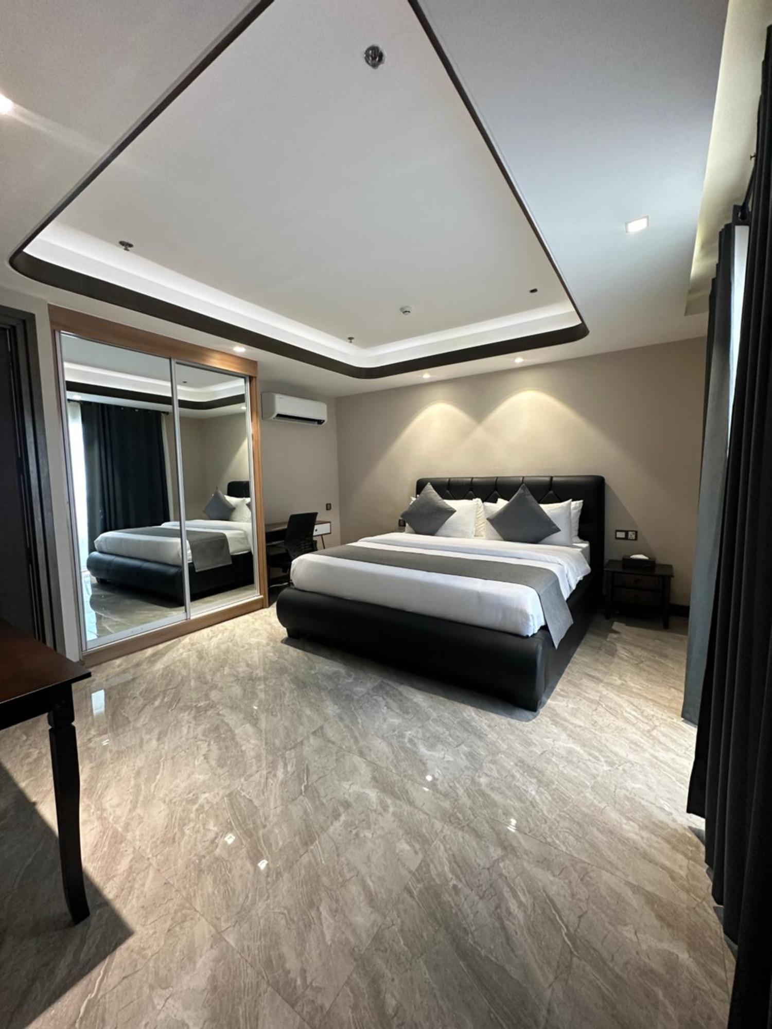 One Euphoria Luxe Hotel Анхелес Екстер'єр фото